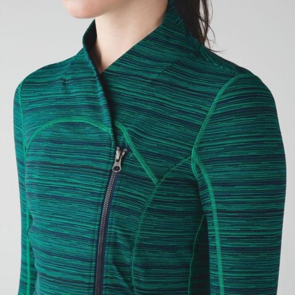 Lululemon Diagonal Zip Sweatshirt With Thumbholes - Picture 3 of 8